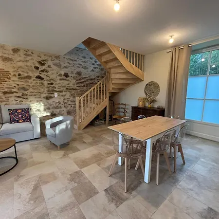 En Bocage Vendeen, 3 Chambres, Parking Inclus - Fr-1-426-607 *