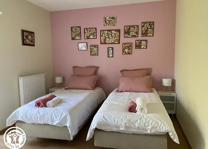 En Bocage Vendeen, 3 Chambres, Parking Inclus - Fr-1-426-607