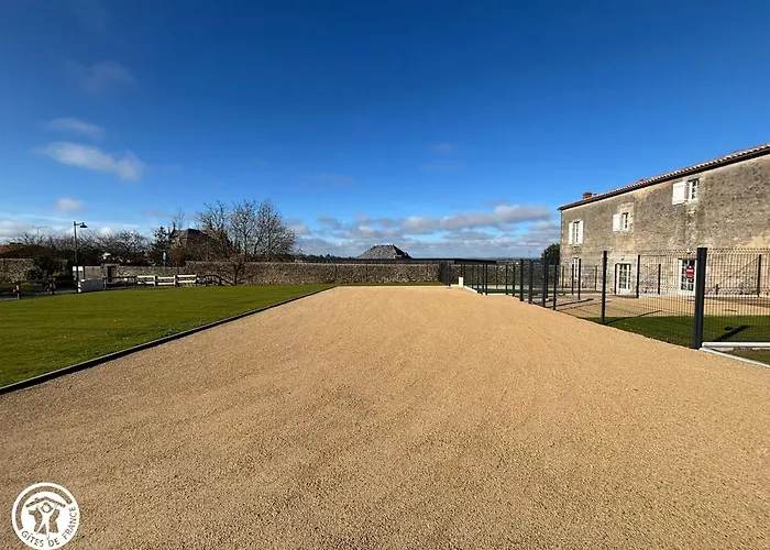 En Bocage Vendeen, 3 Chambres, Parking Inclus - Fr-1-426-607 Ferienhaus La Gaubretiere